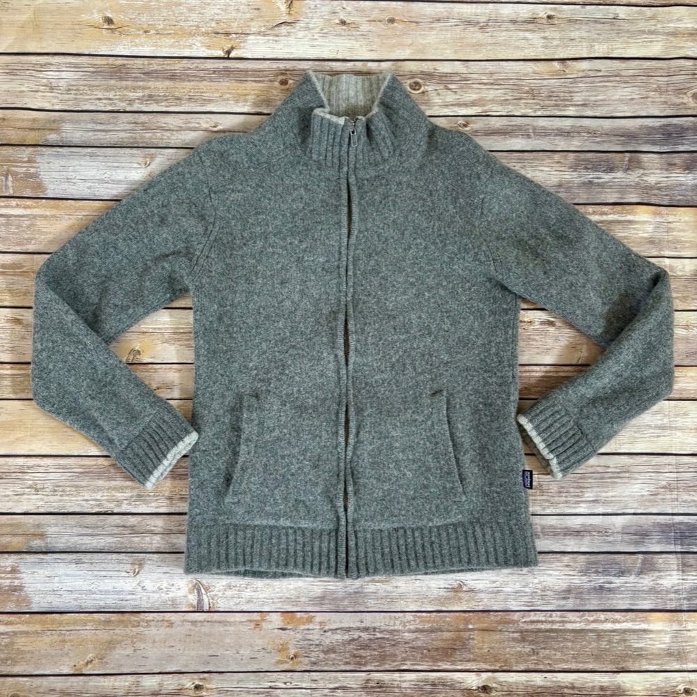 Patagonia 100% Lambswool Zip Sweater, Gray